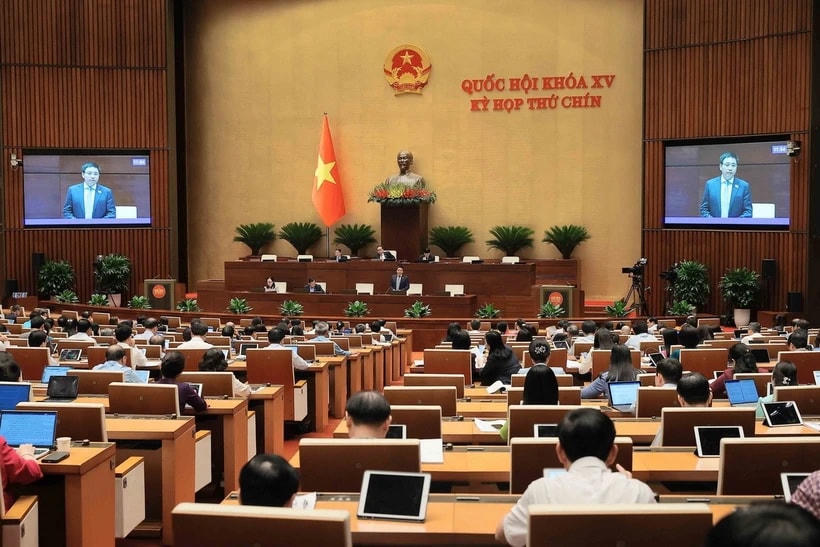 Bộ trưởng Bộ Tài chính Nguyễn Văn Thắng giải trình, làm rõ một số vấn đề đại biểu Quốc hội nêu. (Ảnh: An Đăng/TTXVN)