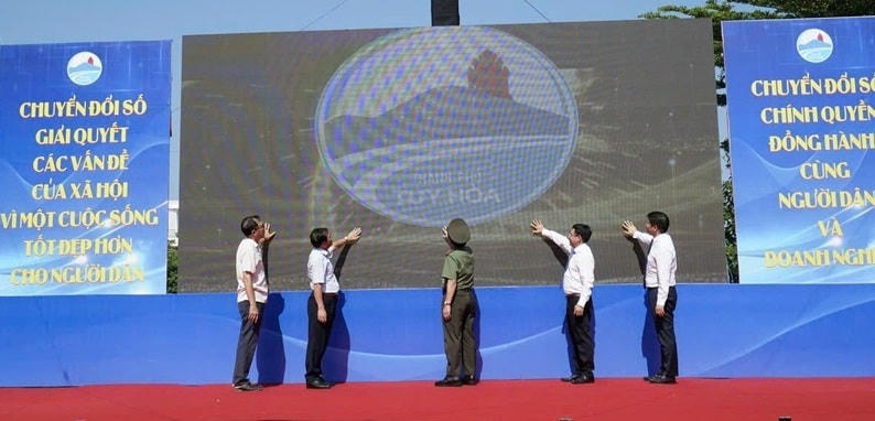 Hưởng ứng Ngày Chuyển đổi số quốc gia tại Phú Yên.