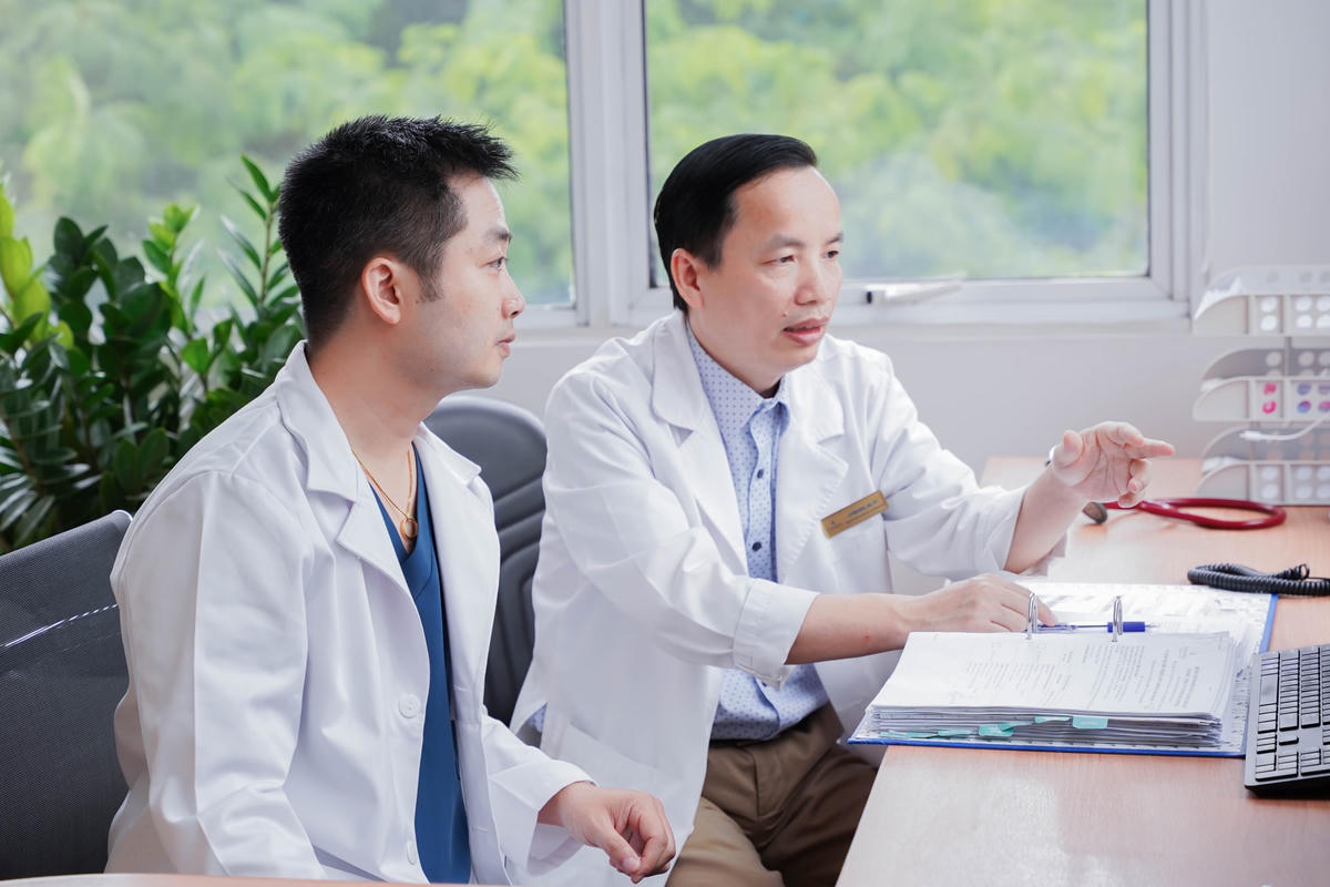 “5 phút vàng” hồi sinh bệnh nhân vỡ tim, 2 lần chết lâm sàng