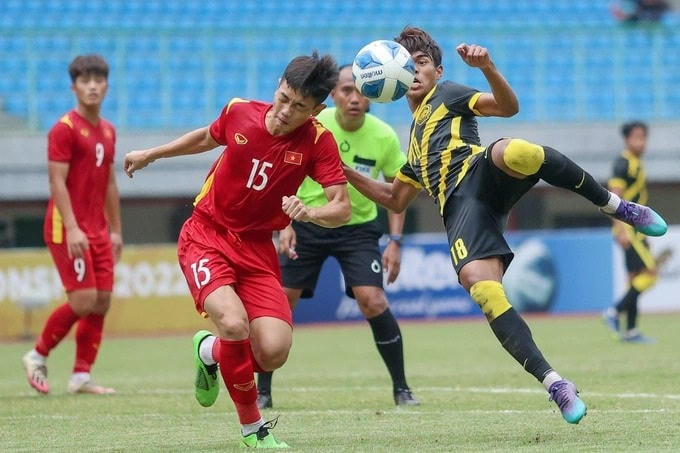 U19 Việt Nam gánh chịu thất bại 0-3 trước U19 Malaysia ở vòng bán kết U19 Đông Nam Á (Ảnh: AFF).