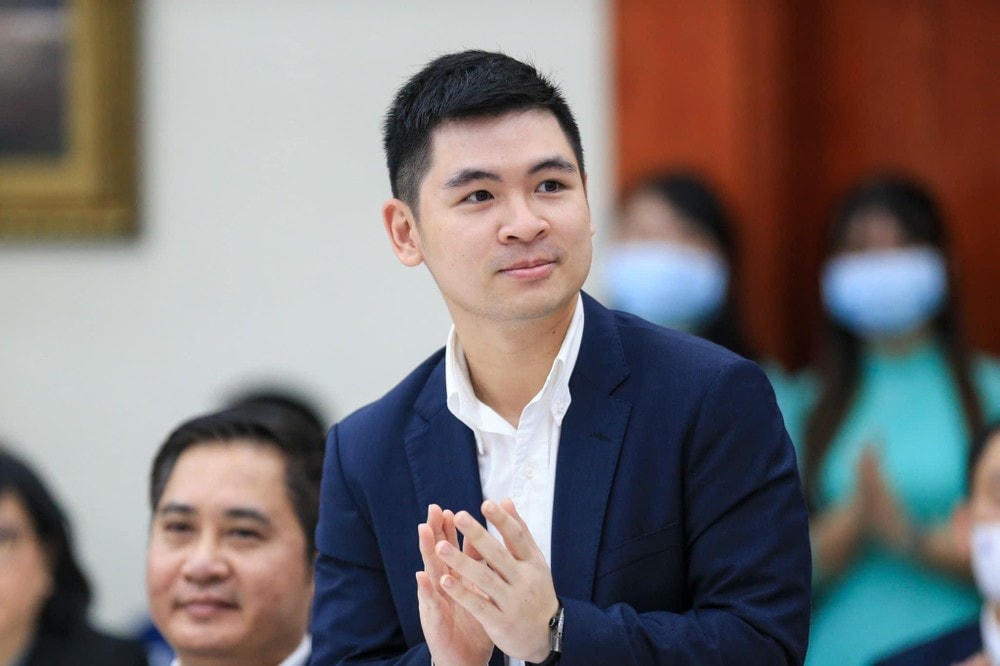 Bạn trai thiếu gia của Đỗ Mỹ Linh.