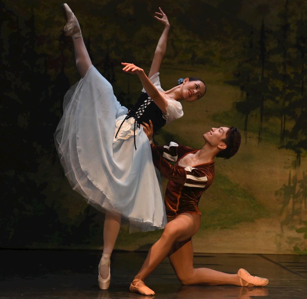Cảnh trong vở ballet Giselle.