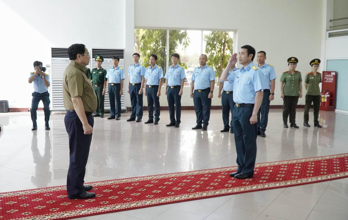 Thủ tướng Phạm Minh Chính thị sát tỉnh Bà Rịa – Vũng Tàu bằng trực thăng