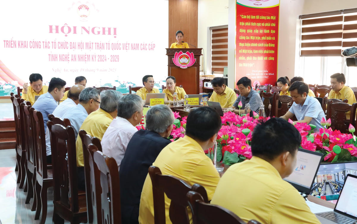 Bà Võ Thị Minh Sinh, Chủ tịch Uỷ ban MTTQ tỉnh Nghệ An nhấn mạnh "Đại hội là cơ sở để quyết tâm chuyển trạng thái hoạt động từ “Hành chính” sang “Hành động”. Trên cơ sở lấy khu dân cư, tổ dân phố, thôn, bản là địa bàn quan trọng để tổ chức các hoạt động; Xây dựng hình ảnh người cán bộ Mặt trận trong lòng dân, lấy người dân làm trung tâm, lấy sự hài lòng của người dân làm tiêu chí hành động, với phương châm: "Hướng mạnh về cơ sở, lắng nghe tiếng dân, hành động vì dân”.