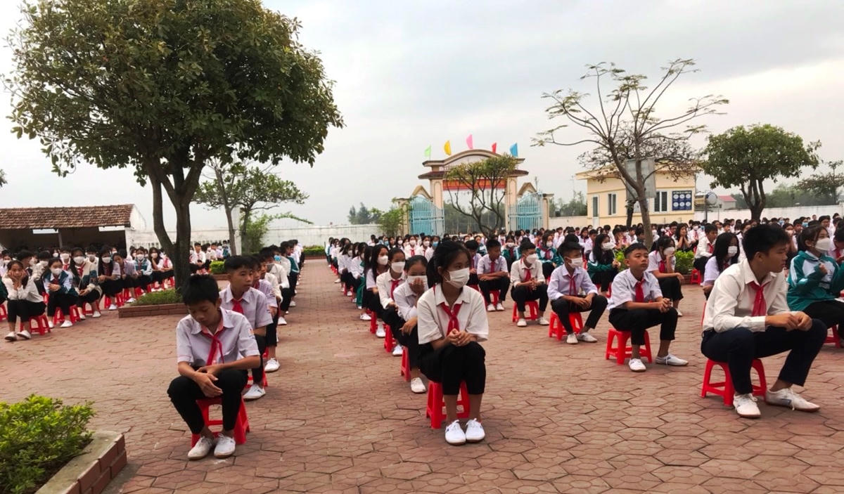 Từ khi có "Tiếng kẻng gọi chữ", chất lượng giáo dục của Trường THCS Kỳ Ninh nâng lên rõ rệt. 