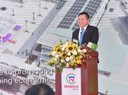 Ông Nguyễn Tâm Tiến - Tổng Giám đốc Trungnam Group phát biểu tại Lễ khánh thành Trường THPT Kỳ Sơn.