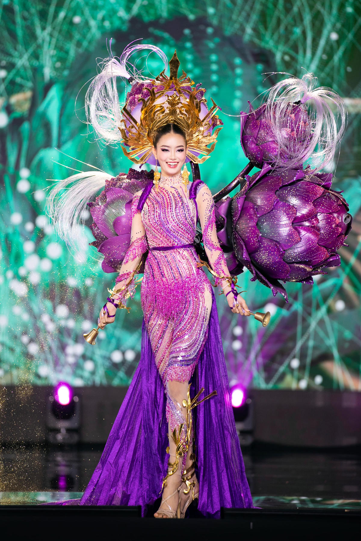 Đêm thi National Costume nằm trong khuôn khổ cuộc thi Miss Grand Vietnam 2023 diễn ra tối 19/8 tại Nhà thi đấu Phú Thọ (TP HCM) trong không khí vô cùng sôi động.