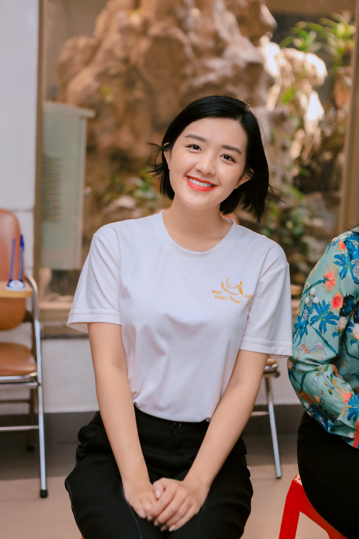 Á hậu 2 Hoa hậu Hoà bình Việt Nam 2022 gây chú ý khi tham gia hiến máu tại Viện huyết học truyền máu Trung ương.