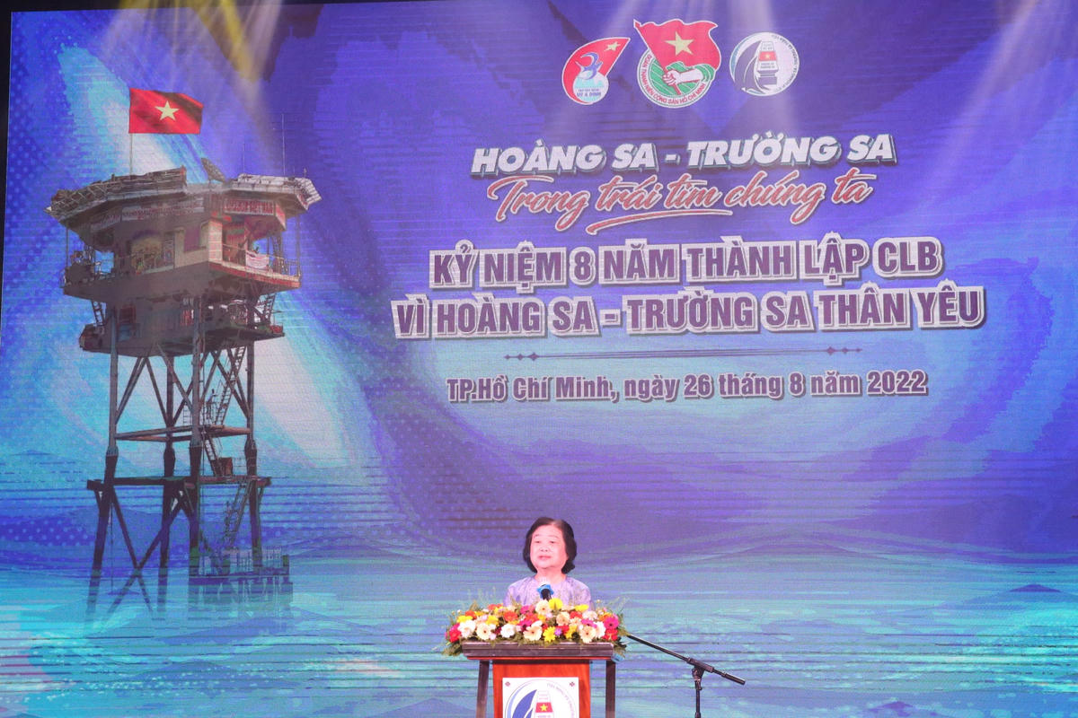 Bà Trương Mỹ Hoa, nguyên Phó Chủ tịch nước phát biểu tại hội nghị.