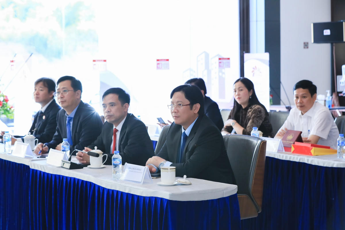 Mỗi người Việt tại Lào là một sứ giả của tình đoàn kết