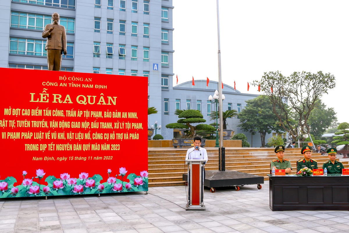 Ông Trần Anh Dũng, Phó Chủ tịch Thường trực UBND tỉnh, Trưởng ban Chỉ đạo 138 tỉnh Nam Định phát biểu chỉ đạo tại buổi lễ.