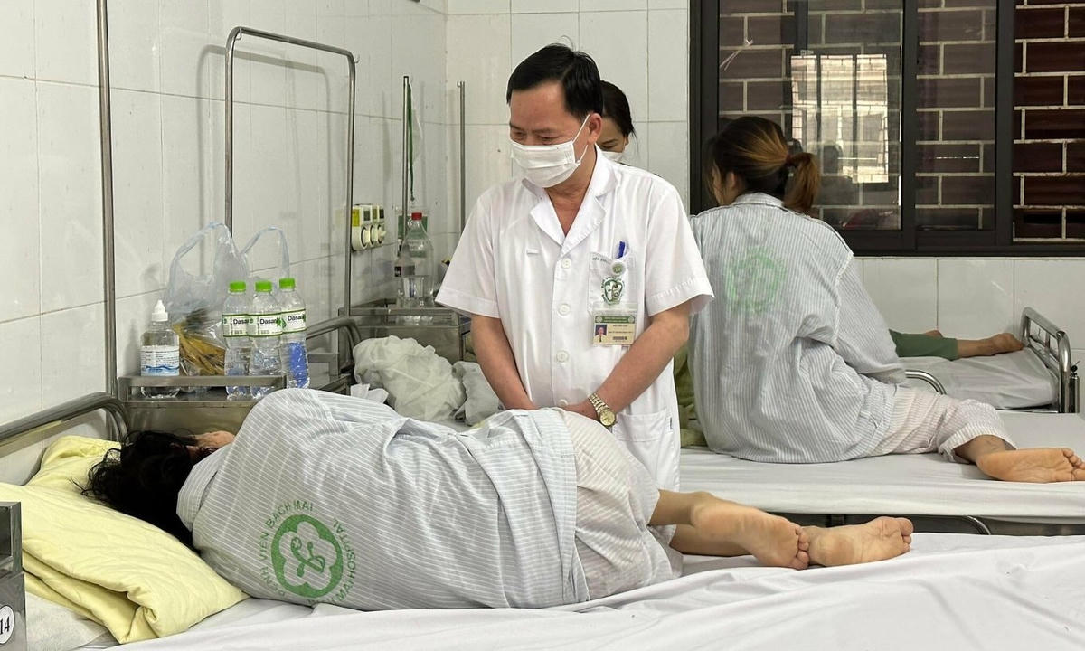 Điều trị cho bệnh nhân mắc trầm cảm tại Viện Sức khỏe Tâm thần (Bệnh viện Bạch Mai).