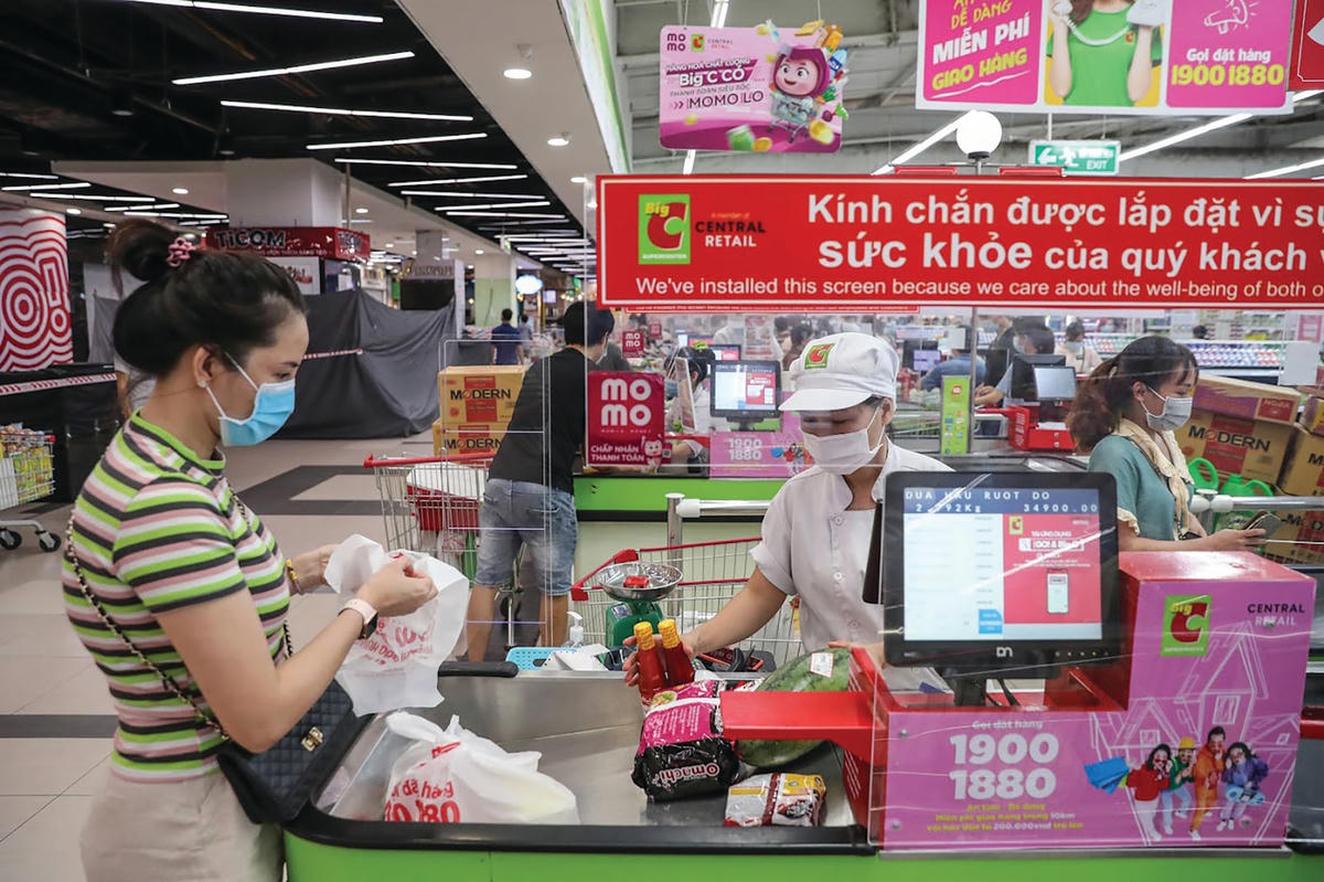 Ngành bán lẻ còn rất nhiều tiềm năng để thúc đẩy chuyển đổi số. Ảnh: Quang Vinh.  