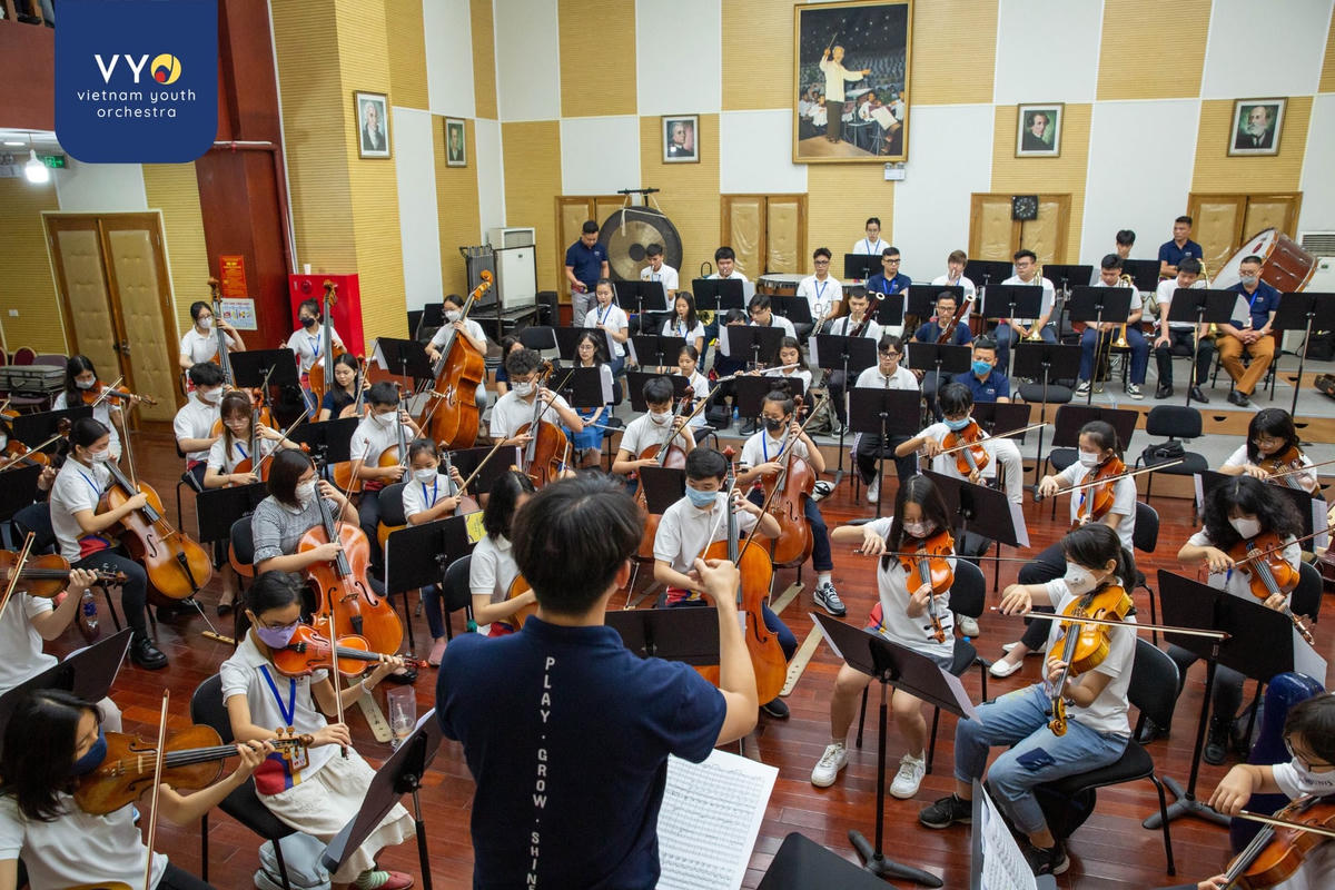 Một thời gian dài, những buổi hòa nhạc thính phòng hầu như không được công chúng quan tâm.