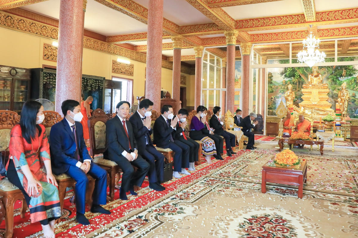[Ảnh] Chủ tịch Đỗ Văn Chiến yết kiến Quốc vương Campuchia Norodom Sihamoni, chào xã giao lãnh đạo Nhà nước Campuchia