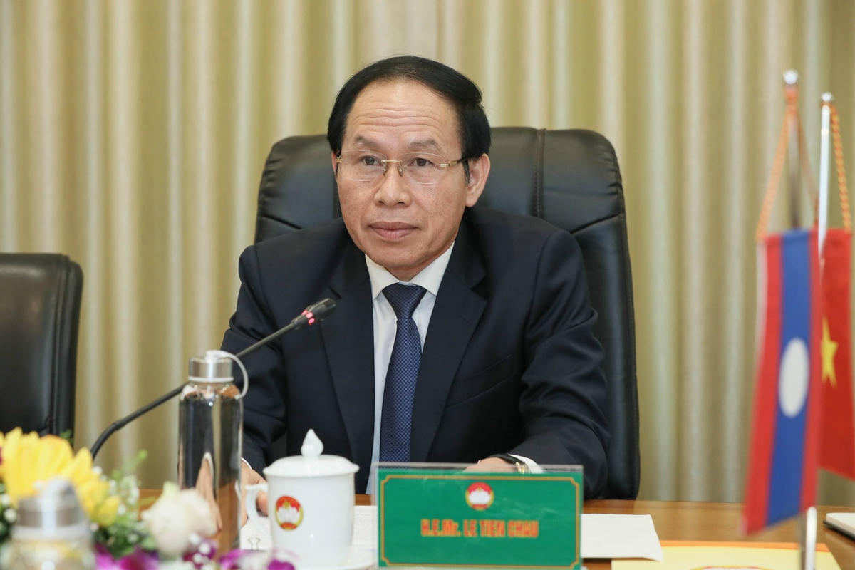 Phó Chủ tịch - Tổng Thư ký Lê Tiến Châu phát biểu tại Hội đàm.
