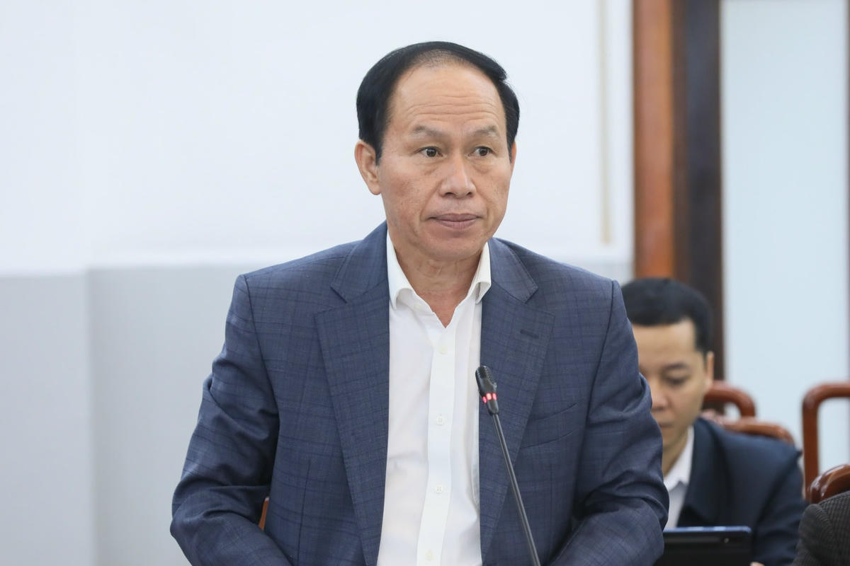 Phó Chủ tịch - Tổng Thư ký Lê Tiến Châu phát biểu tại cuộc làm việc.