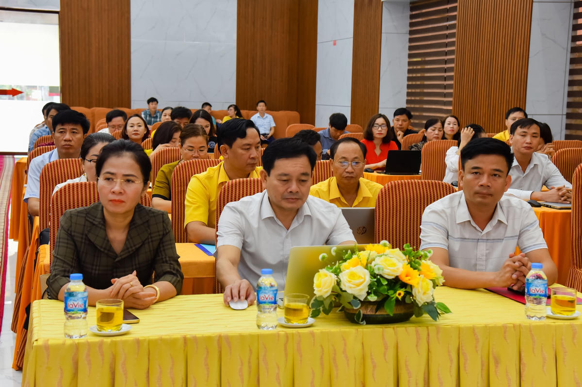 Hội nghị có sự tham dự của các thành viên Mặt trận và đại diện Mặt trận 21 huyện, thành, thị trong toàn tỉnh.