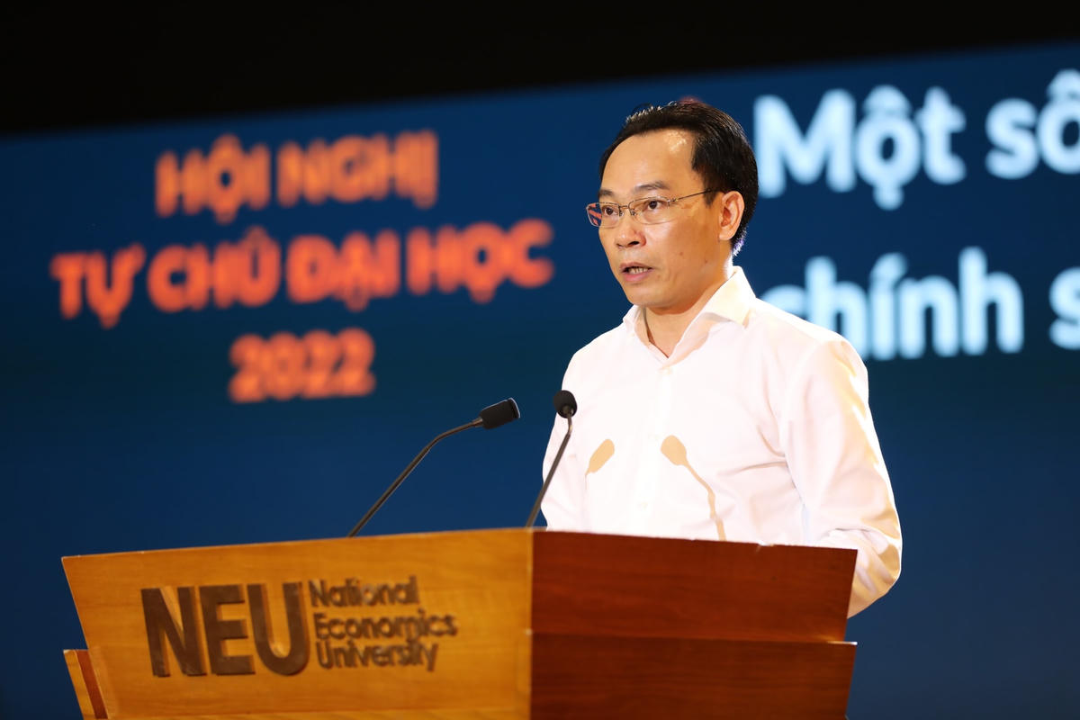 PGS.TS Hoàng Minh Sơn, Thứ trưởng Bộ GDĐT.