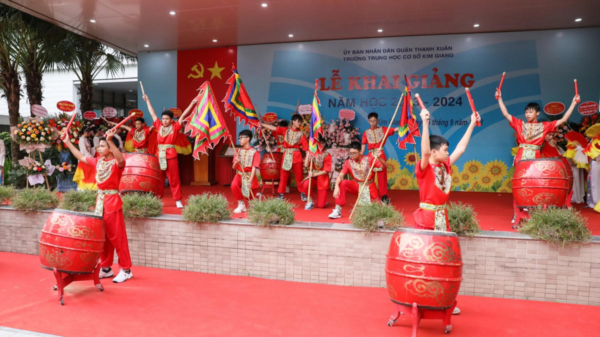 Nỗ lực xây dựng nhà trường an toàn, chia sẻ yêu thương