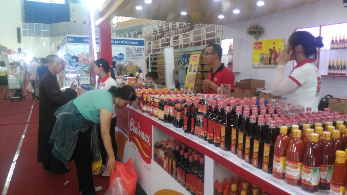 Tiêu dùng của TP HCM có tăng trưởng nhưng mức tăng không cao.
