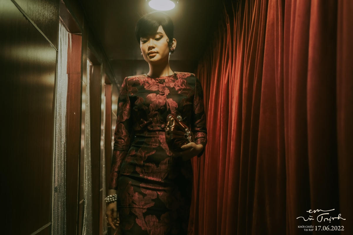 Không chỉ Khánh Ly, ca sĩ Thanh Thúy cũng không đồng tình với hình ảnh của mình trên phim.