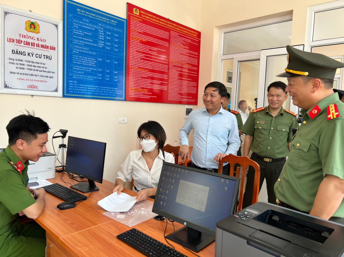 Công an Hà Nội: Khánh thành 2 trụ sở Công an xã thuộc huyện Mê Linh