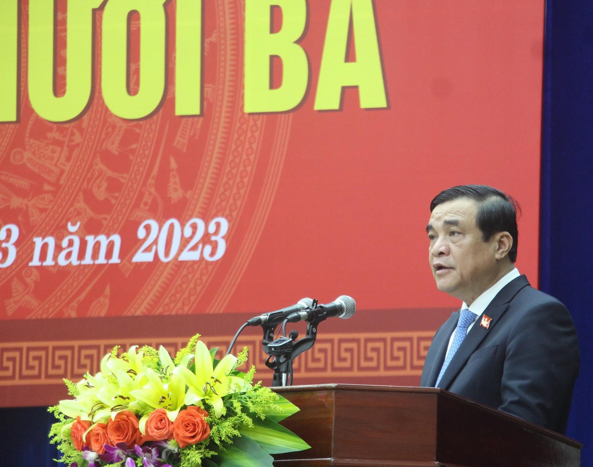 Ông Phan Việt Cường, Bí thư Tỉnh ủy Quảng Nam phát biểu khai mạc kỳ họp.