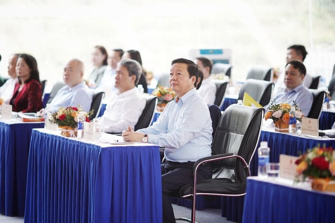 Tại điểm cầu phía Nam hầm Thung Thi (xã Hà Lĩnh, huyện Hà Trung) có ông Trần Hồng Hà, Phó Thủ tướng Chính phủ chủ trì lễ khánh thành. Sau phát biểu chỉ đạo của Thủ tướng Chính phủ, các đại biểu tại 2 điểm cầu đã thực hiện nghi thức cắt băng khánh thành 2 Dự án thành phần đầu tư xây dựng đoạn Mai Sơn – QL 45 và Phan Thiết - Dầu Giây.