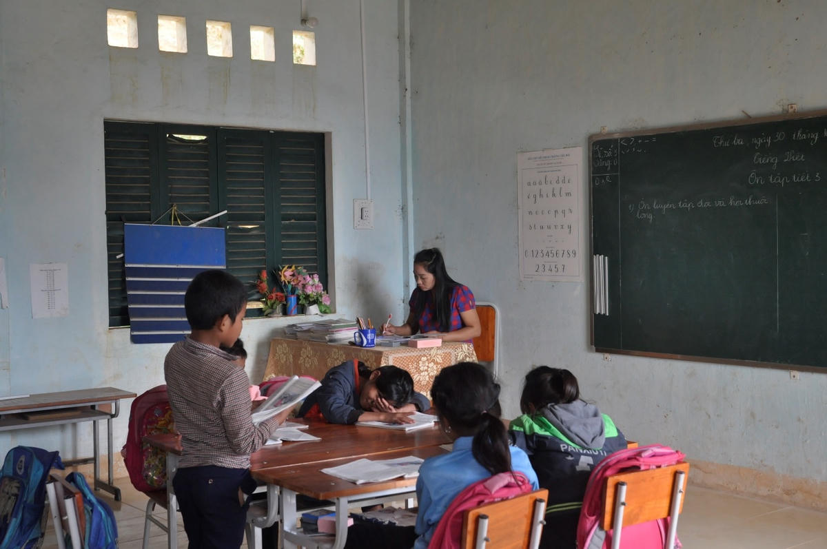 Được sự hỗ trợ từ Chương trình MTQG 1719, các phòng học, khuôn viên tại điểm trường Dộ - Tà Vờng (trường phổ thông Dân tộc bán trú Tiểu học và THCS số 2 Trọng Hoá) được cải tạo, nâng cấp đảm bảo điều kiện học tập cho học sinh.