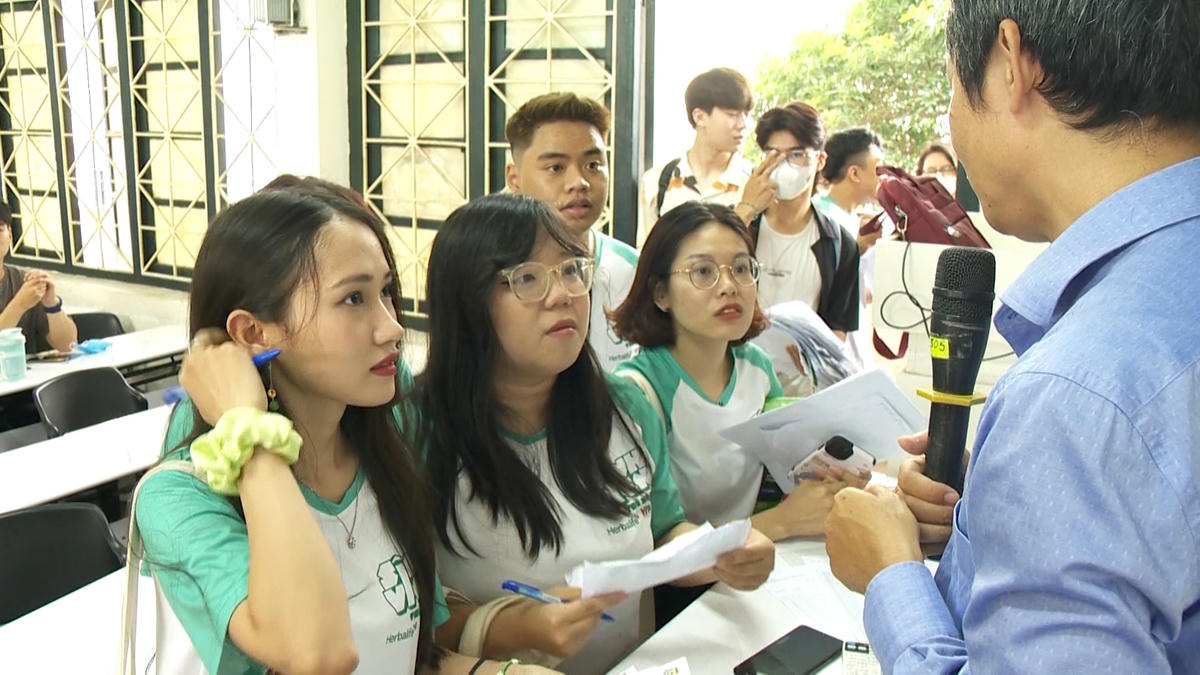 Đội trường ĐH Xây dựng Hà Nội.