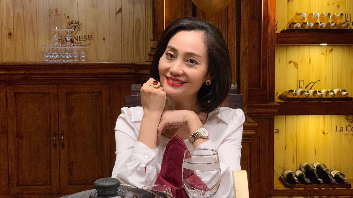 NSƯT Hạnh Thúy may mắn có hậu phương vững chắc là gia đình.