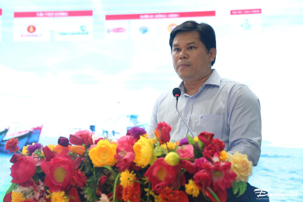 phat-bieu-1.jpg