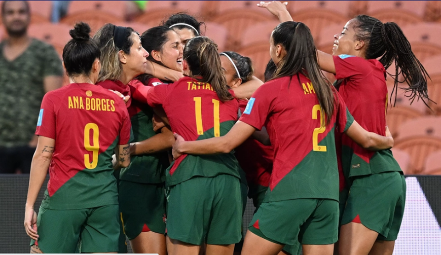 Cầu thủ đội tuyển nữ Bồ Đào Nha vui mừng khi giành được vé tham dự World Cup nữ 2023. Ảnh: FIFA.