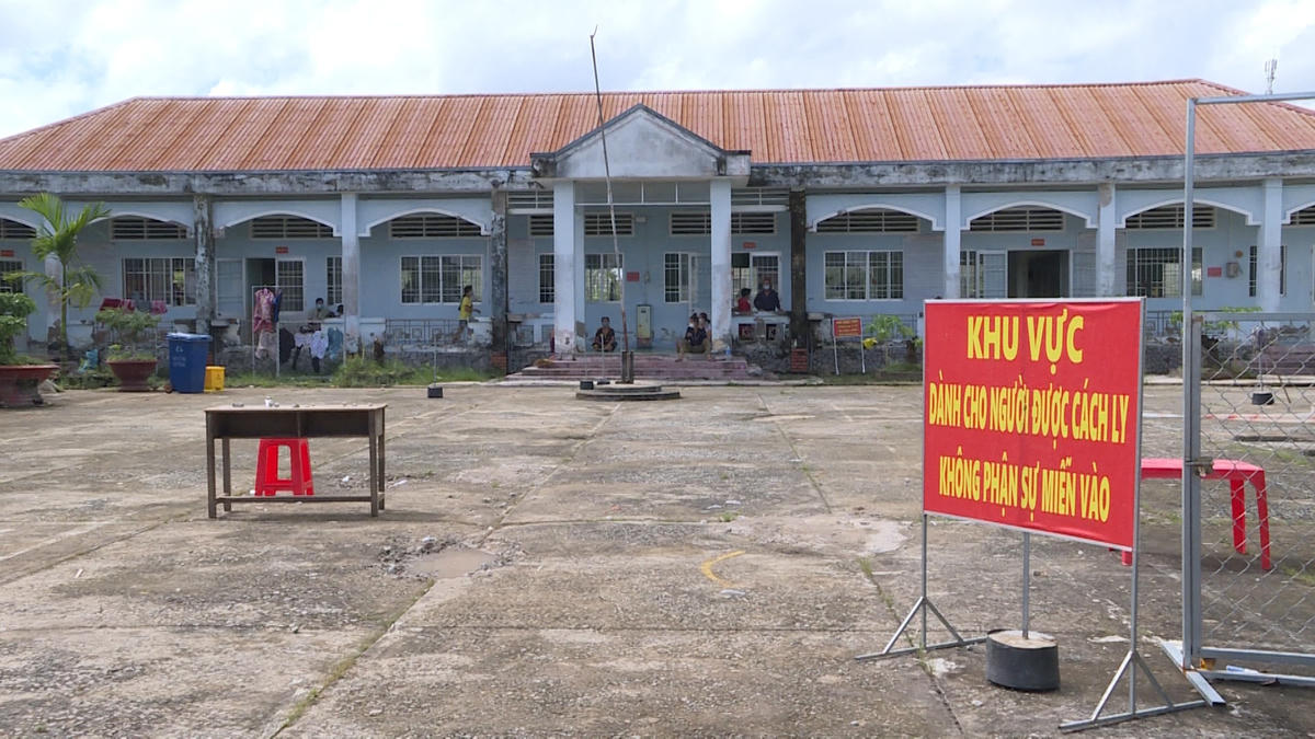 Do tình hình dịch bệnh Covid-19 đã được kiểm soát tốt, số ca mắc trên địa bàn tỉnh Cà Mau giảm mạnh xuống  dưới 20 ca F0 mỗi ngày nên tỉnh này chỉ đạo sẽ dừng hoạt động của trạm y tế lưu động.