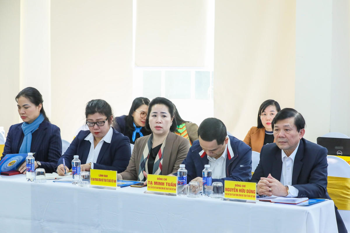 Các đại biểu tham dự Hội nghị.