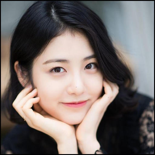 Mỹ nhân sinh năm 1998 sở hữu nét đẹp thuần khiết, ngọt ngào. Vì vậy, cô thường gắn liền với dạng nhân vật tươi sáng, lương thiện.