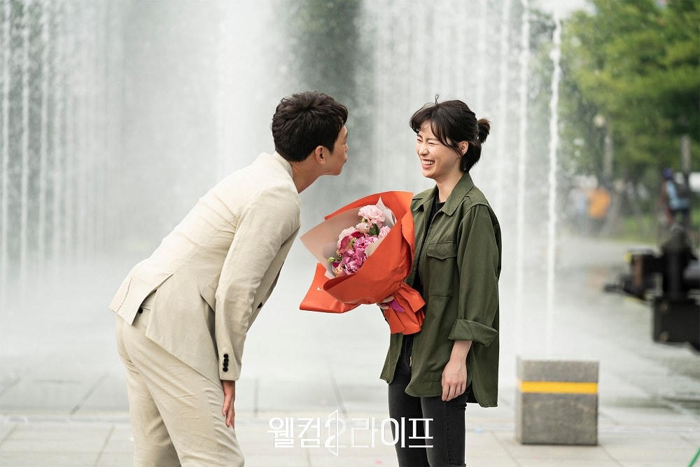 Lim Ji Yeon tung hứng ăn ý với Bi (Rain) trong phim "Cuộc đời thứ hai".