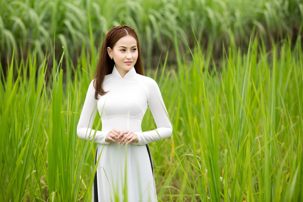 Đỗ Trần Khánh Ngân có thành tích cao tại các cuộc thi nhan sắc. 