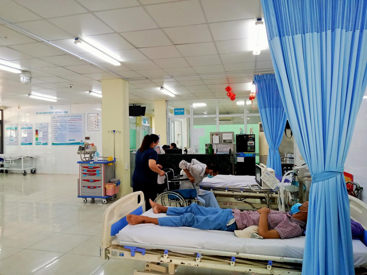 Bệnh viện 199 tiếp nhận nhiều du khách nhập viện cấp cứu nghi ngộ độc thực phẩm. Ảnh: TL.