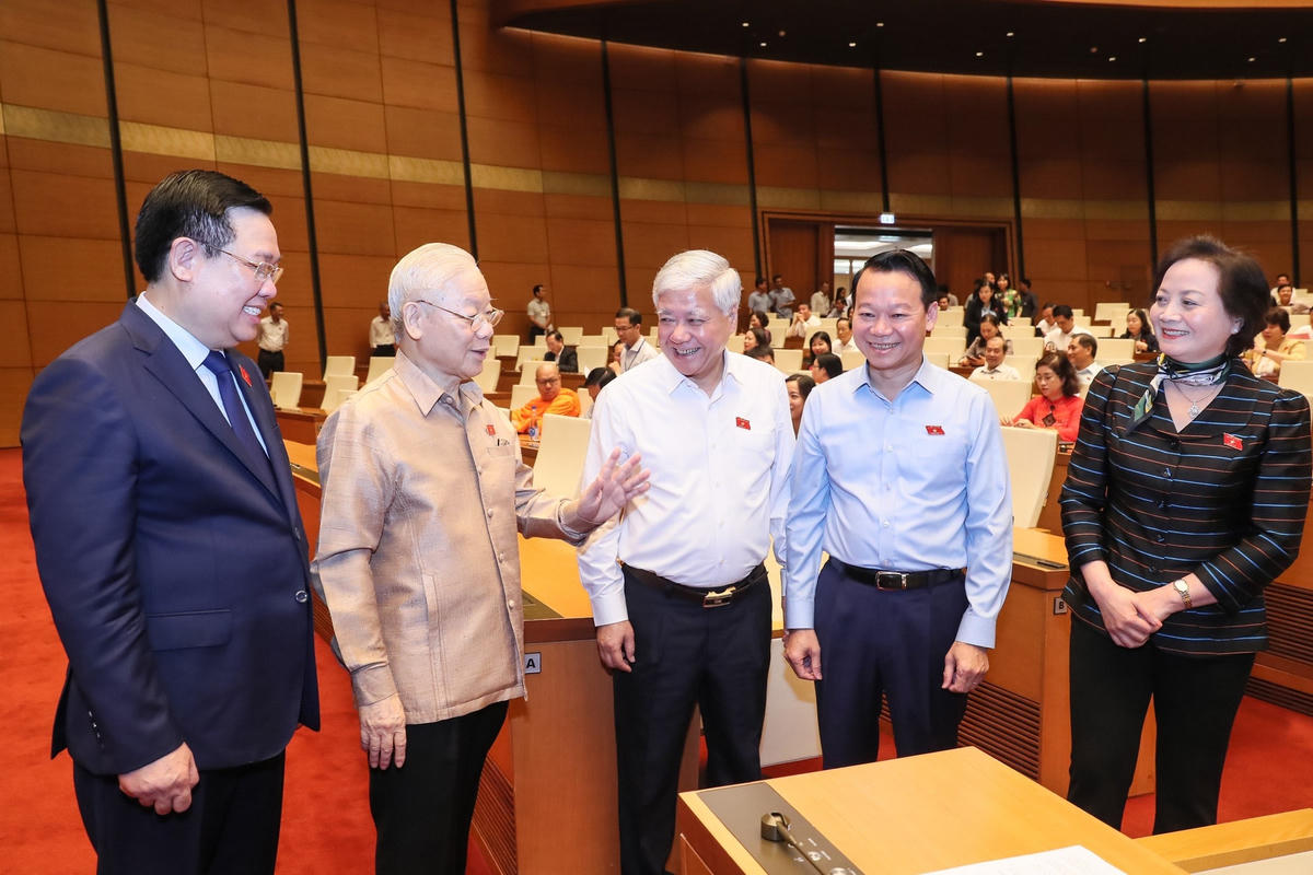 Tổng Bí thư Nguyễn Phú Trọng tới dự phiên thảo luận. Ảnh: Quang Vinh.