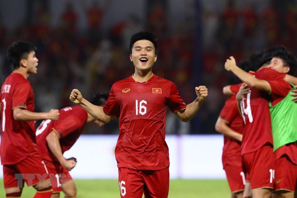 U22 Việt Nam sẵn sàng cho trận gặp U22 Indonesia. (Ảnh: Hoàng Linh/TTXVN).