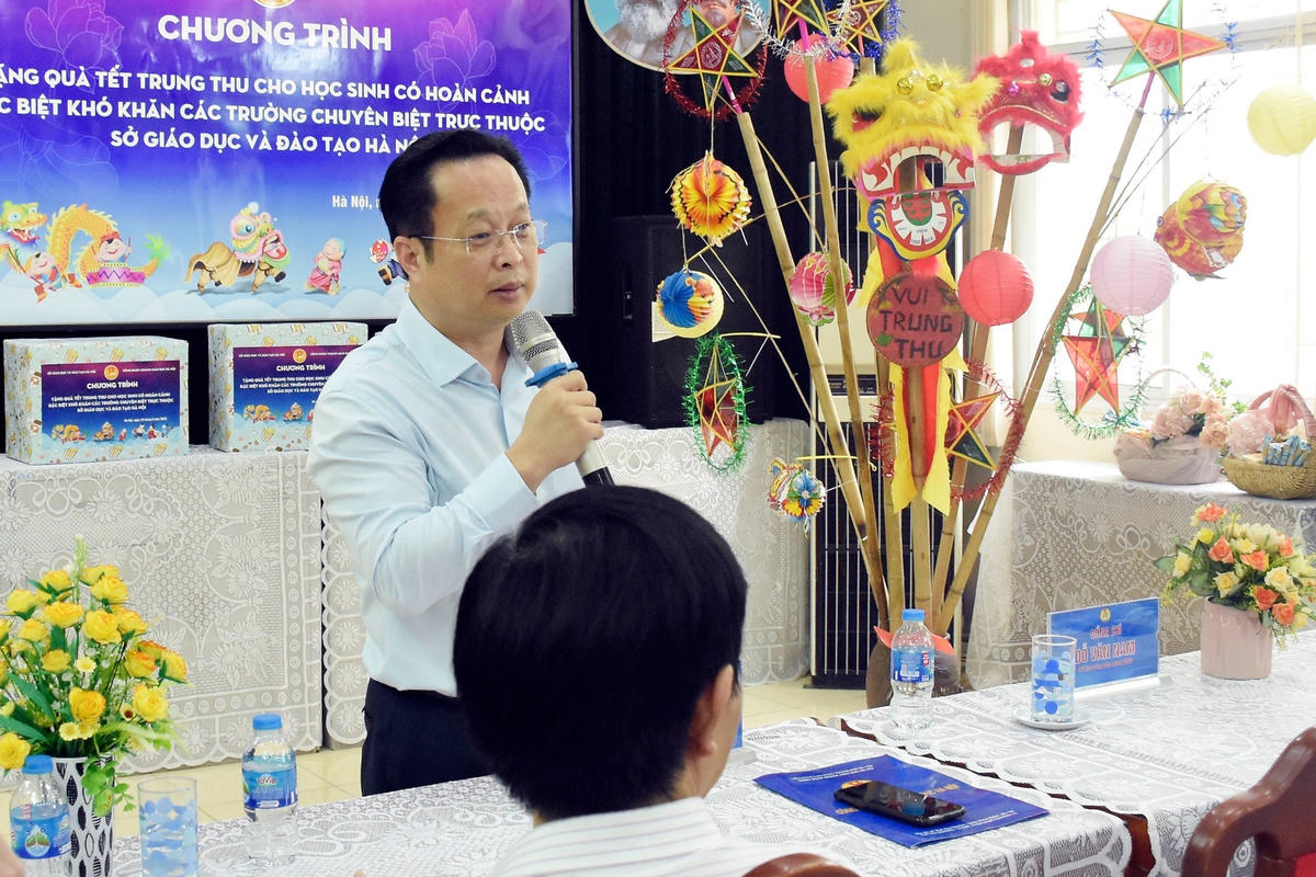 Ông Trần Thế Cương, Giám đốc Sở GDĐT Hà Nội phát biểu tại sự kiện.