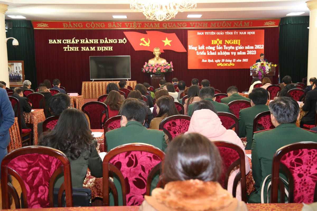 Hội nghị do Ban Tuyên giáo Tỉnh ủy Nam Định tổ chức chiều nay, 29/12.
