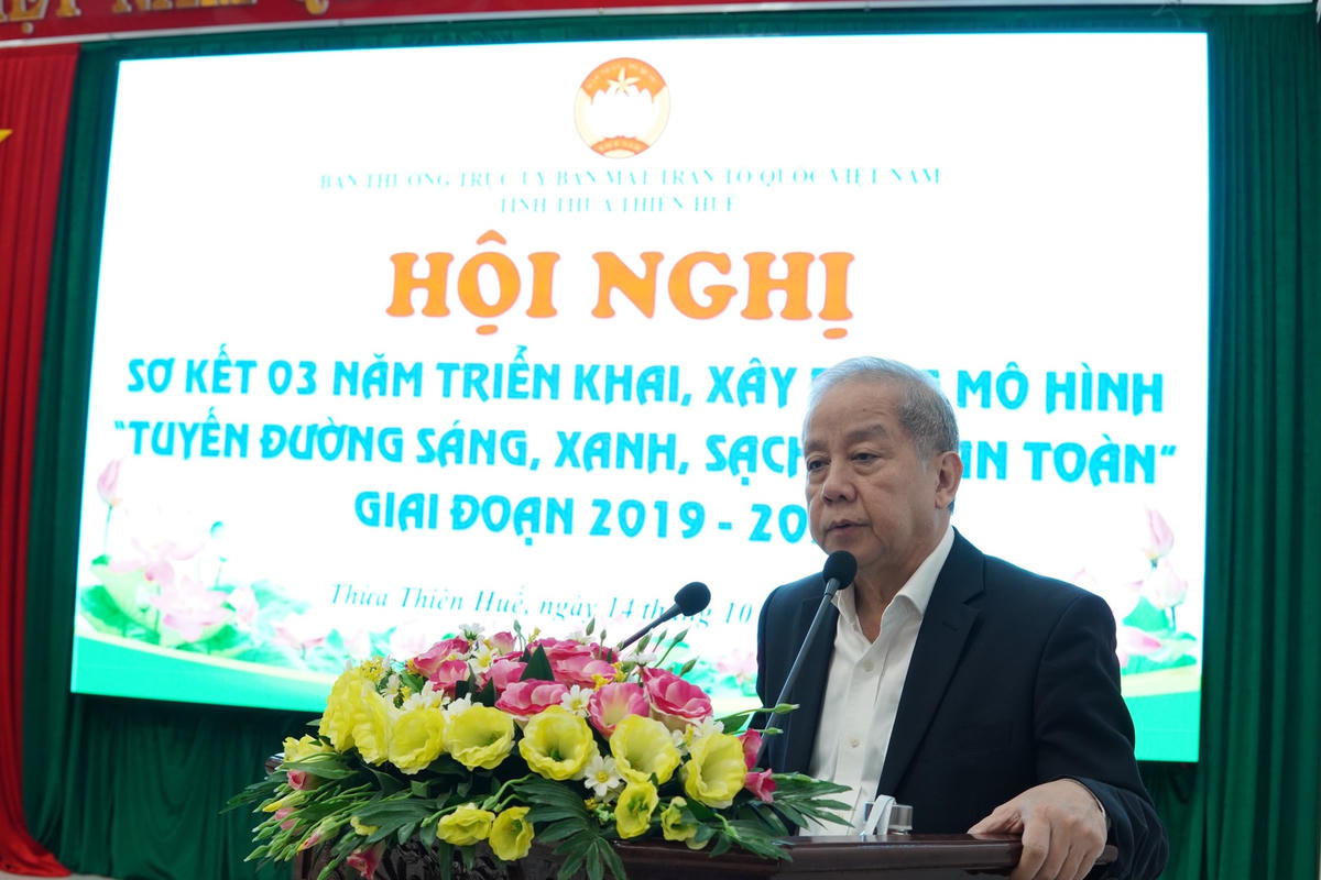Ông Phan Ngọc Thọ, Phó Bí thư Thường trực Tỉnh uỷ Thừa Thiên - Huế phát biểu tại hội nghị.