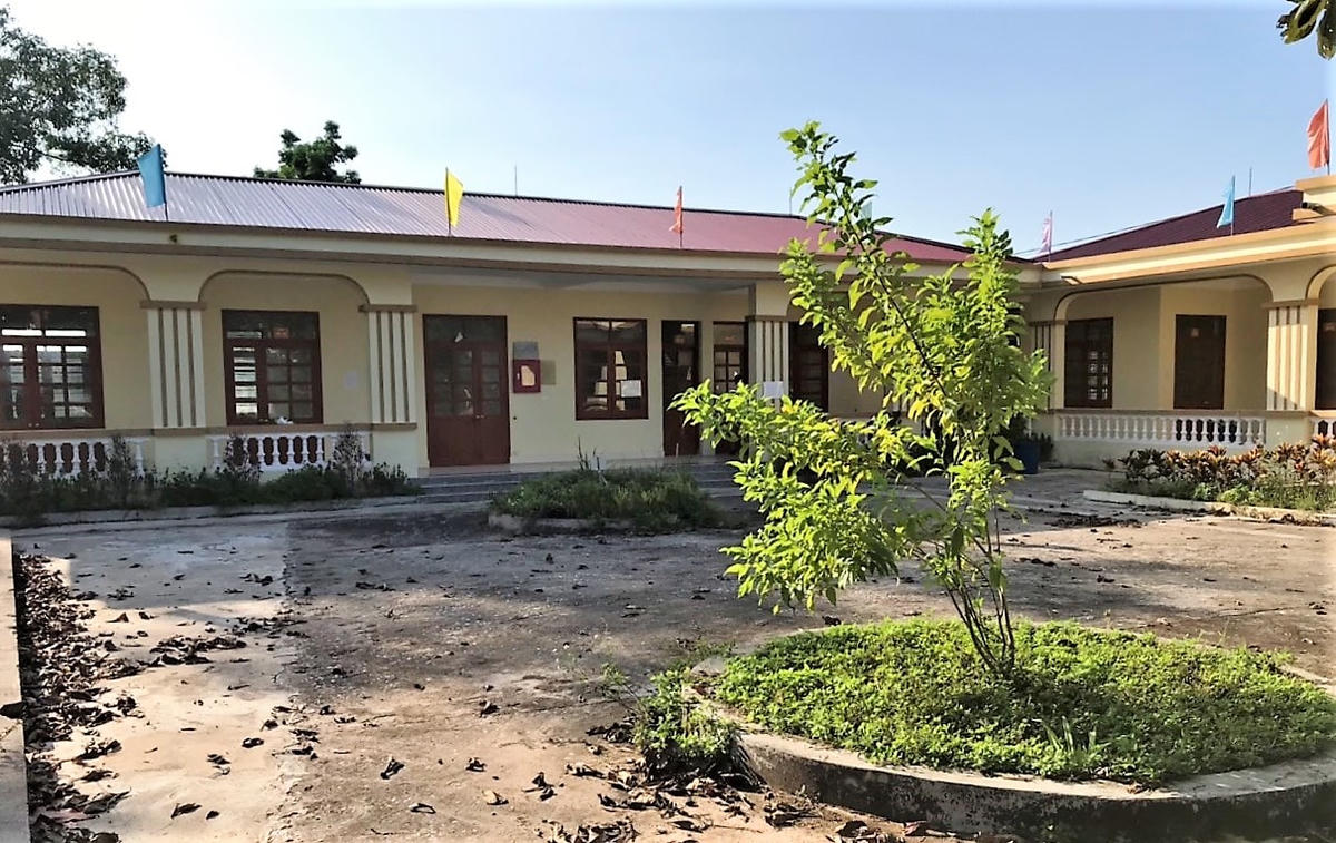 Theo tìm hiểu của PV Báo Đại Đoàn Kết, nguyên nhân Trạm Y tế xã Đông Ngũ bị bỏ hoang là do không có hệ thống xử lý nước thải, chính vì vậy Trạm không thể hoạt động được và cũng chưa thể bàn giao cho Trung tâm y tế huyện.