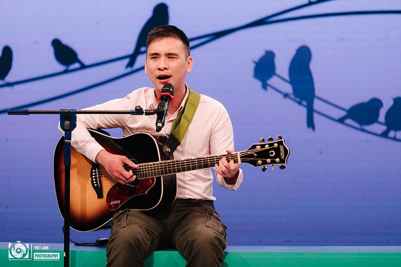 Trần Quang Huy - nguồn sáng của hy vọng. 