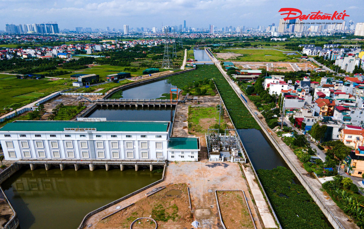 Trạm bơm tiêu Yên Nghĩa, nằm trên địa bàn phường Yên Nghĩa (quận Hà Đông) và xã Đông La (huyện Hoài Đức), đã được thành phố giao Sở NN&PTNT Hà Nội làm chủ đầu tư, khởi công từ cuối năm 2015, hoàn thành trong năm 2020.