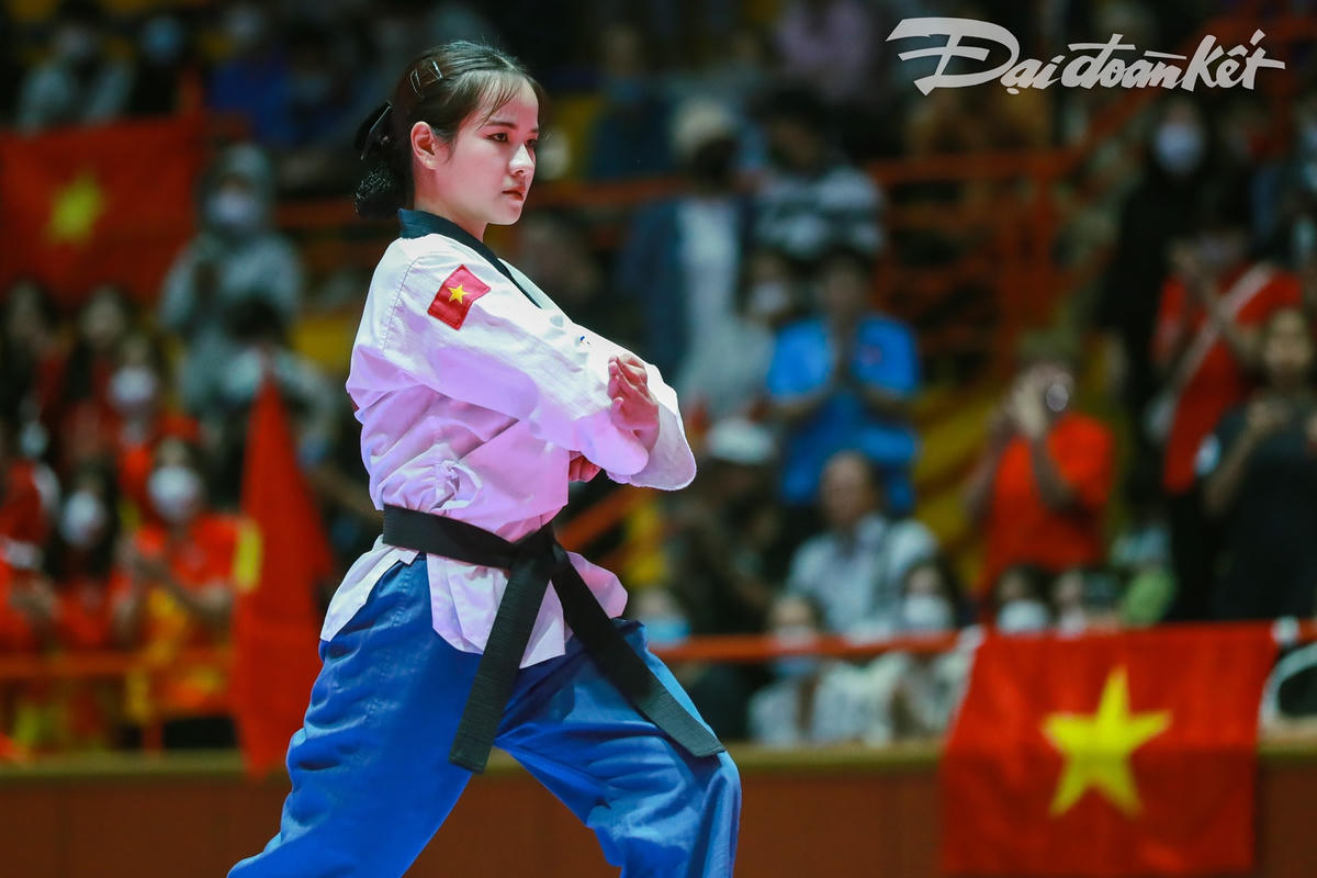 SEA Games 31: Tuyển Taekwondo Việt Nam giành 'mưa' Huy chương Vàng trong ngày khai mạc