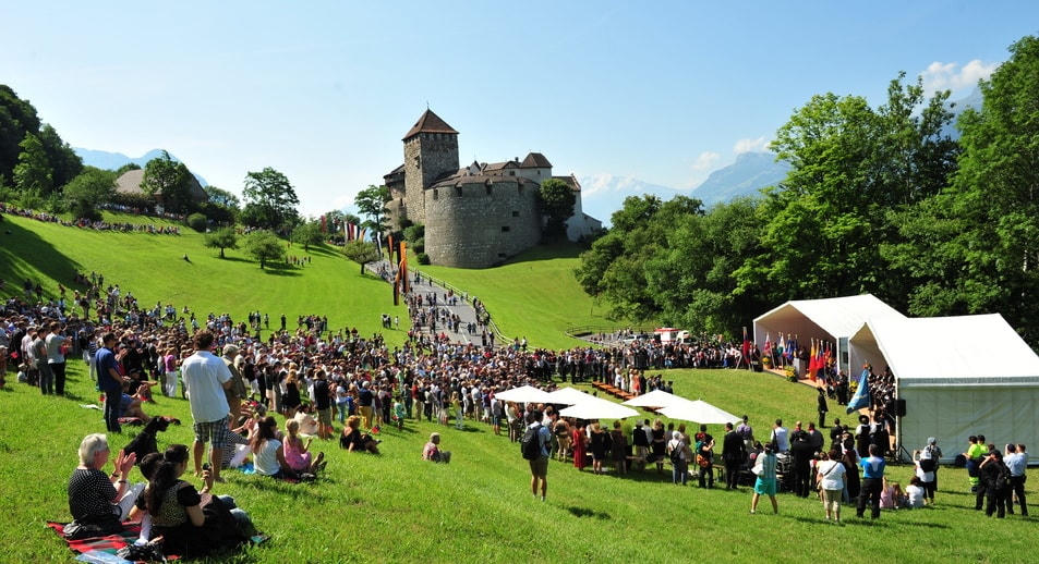 Đất nước giàu nhất thế giới: Chốn thần tiên tí hon ít người biết đến